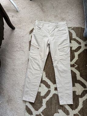 White House Black Market Women's Skinny Cargo Jeans in Light Beige
